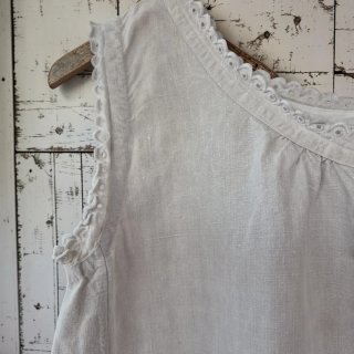 Camisón vintage  puro lino blanco roto festoneado