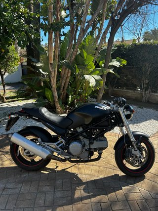 Ducati Naked Negra