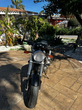 Ducati Naked Negra