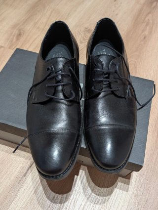 Zapatos de vestir negros Tolino