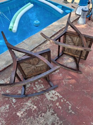 2 Hamacas de madera y mimbre