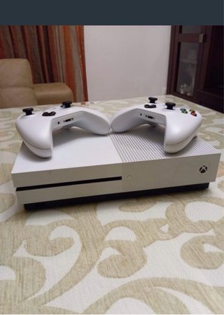 Xbox One S Negro