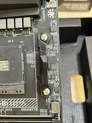 GIGABYTE B550I AORUS PRO AX Placa Base