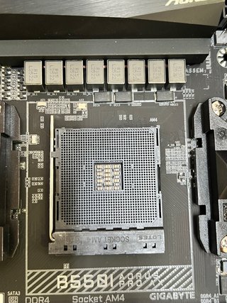 GIGABYTE B550I AORUS PRO AX Placa Base
