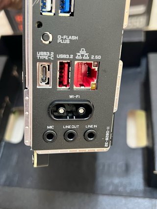 GIGABYTE B550I AORUS PRO AX Placa Base