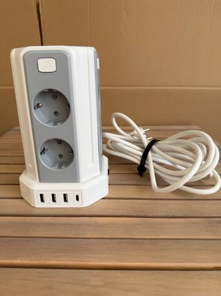 For sale, various electrical extension cables.