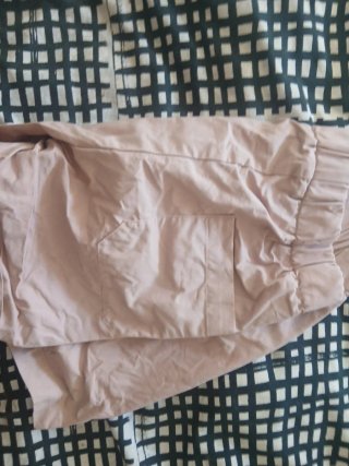 Pantalón corto rosa elástico