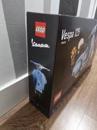 LEGO Vespa 125 1960s 10298