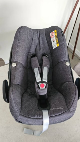 Maxi-Cosi Bebe Confort + Isofix