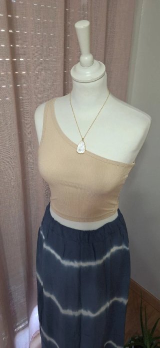 Top Shein Beige Talla S