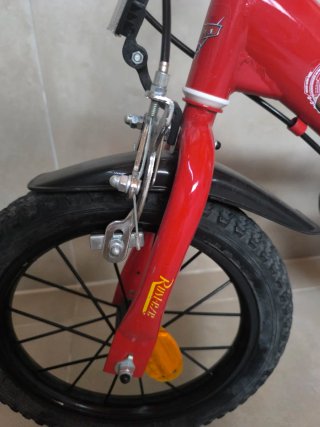 Bicicleta Cars con ruedines