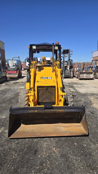 MC10 Mini Retroexcavadora Mixta JCB 1CX