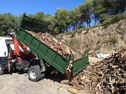 Leña para chimenea o barbacoa