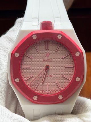 APXswatch Royal Pop