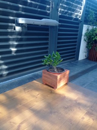 Jardinera madera y plástico interior/exterior