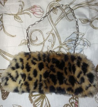 Botines y bolso estampado leopardo T.37