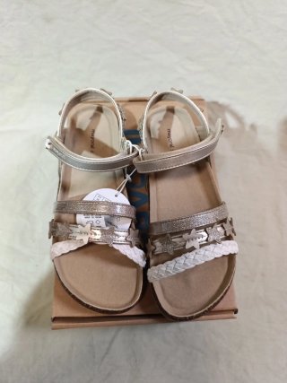 Sandalias Mayoral Talla 36 Doradas y Blancas
