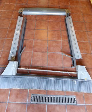 Ventana para tejado con persiana solar Velux