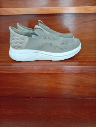 Deportivas Beige Talla 41