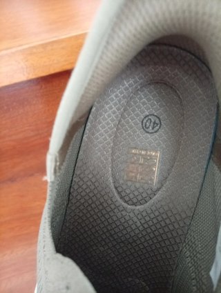 Deportivas Beige Talla 41
