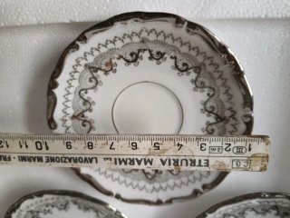 Servizio porcellana vintage argento e bianco.