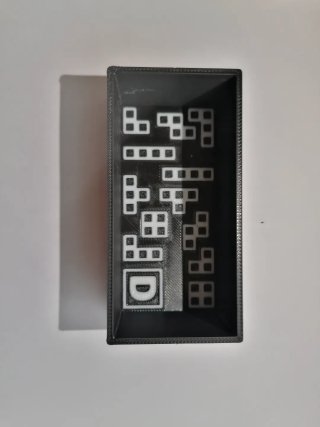 Caja Tetris 3D con piezas y dado