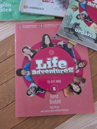 Pack libros 5 primaria (revuela y Cambridge)