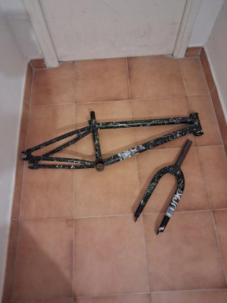 Cuadro y horquilla BMX