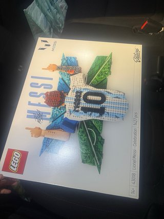 LEGO 43018 Lionel Messi - Celebración