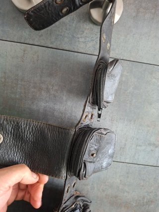 Riñonera de cuero vintage con bolsillos