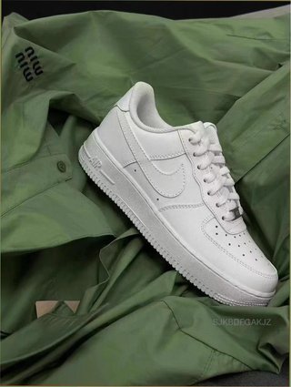 Nike Air Force 1 Talla 41 Blancas