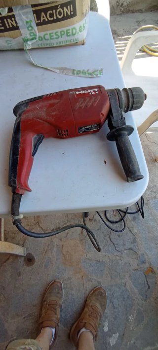 Taladro Hilti profesional