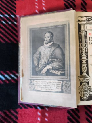 Libro antiguo don quijote de la mancha (año  1915)