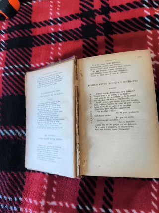 Libro antiguo don quijote de la mancha (año  1915)