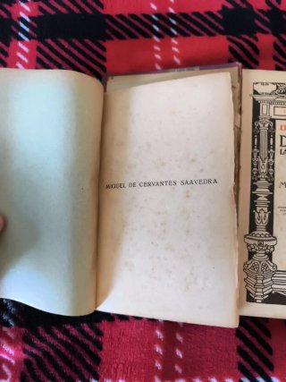 Libro antiguo don quijote de la mancha (año  1915)