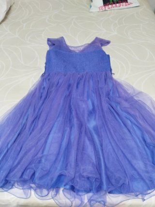 Vestido de fiesta azul y morado