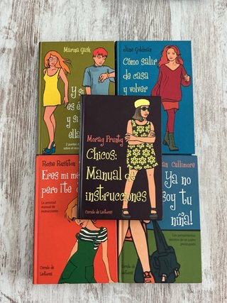 Pack de libros juveniles.