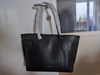 Borsa a spalla Pinko con dustbag e busta negozio