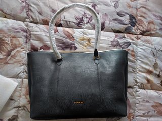 Borsa a spalla Pinko con dustbag e busta negozio