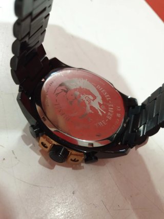 Reloj Diesel DZ-4390 Negro y Dorado