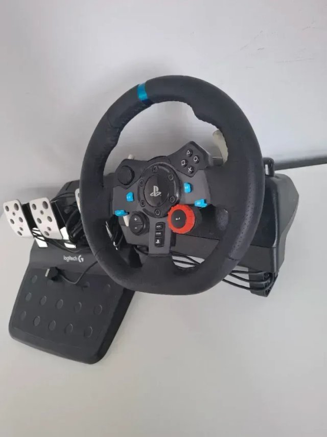 Volante y Pedales Logitech G29