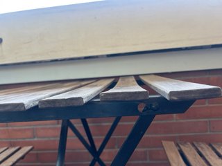 Mesa y 2 sillas plegables exterior