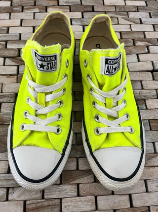 Converse Amarillas fluorescente Talla 39