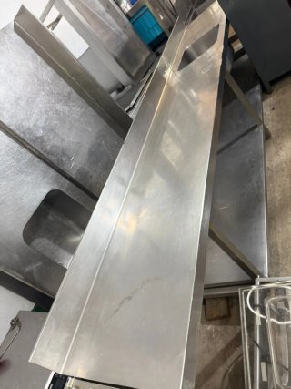 Mesa de acero inoxidable
