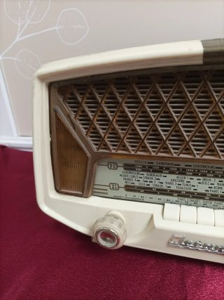 Radio Oceanic Pirate Beige