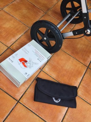 Capota y cubrepies Bugaboo Camaleon