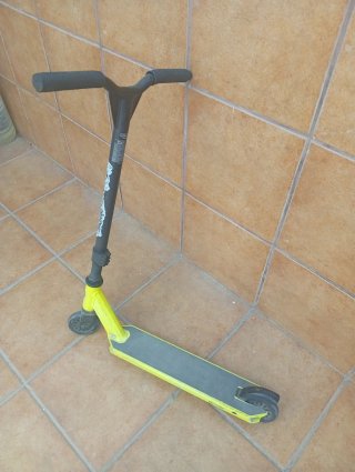 Patinete skate verde