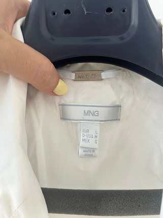 Chaqueta MNG blanca