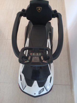 Correpasillos Lamborghini 63
