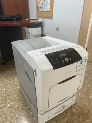 Impresora Ricoh SP C440DN